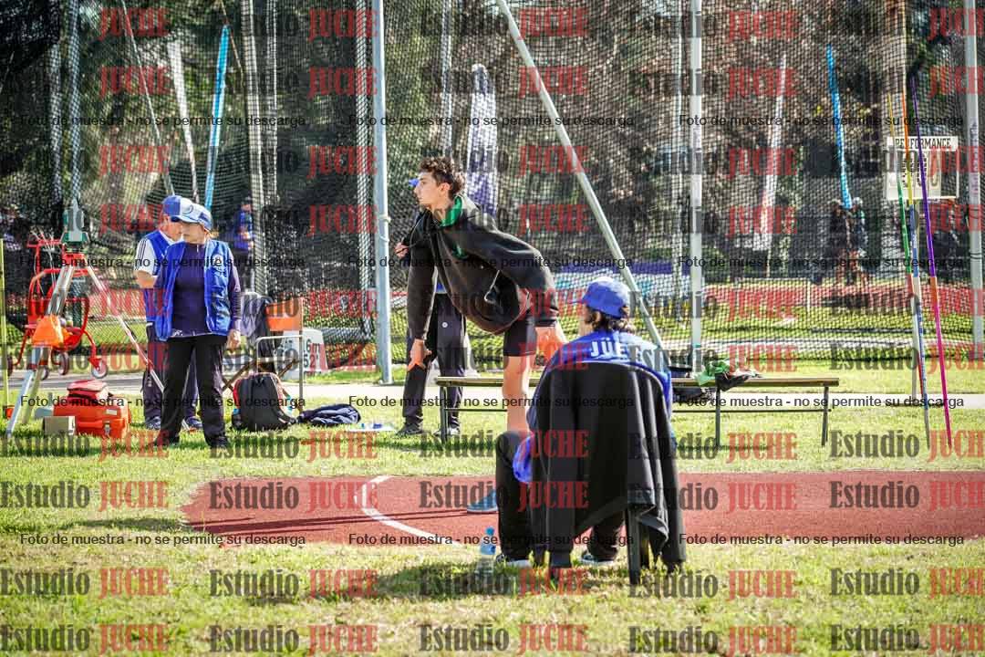 Fotos del lanzamiento de jabalina de varones - decatlón 9