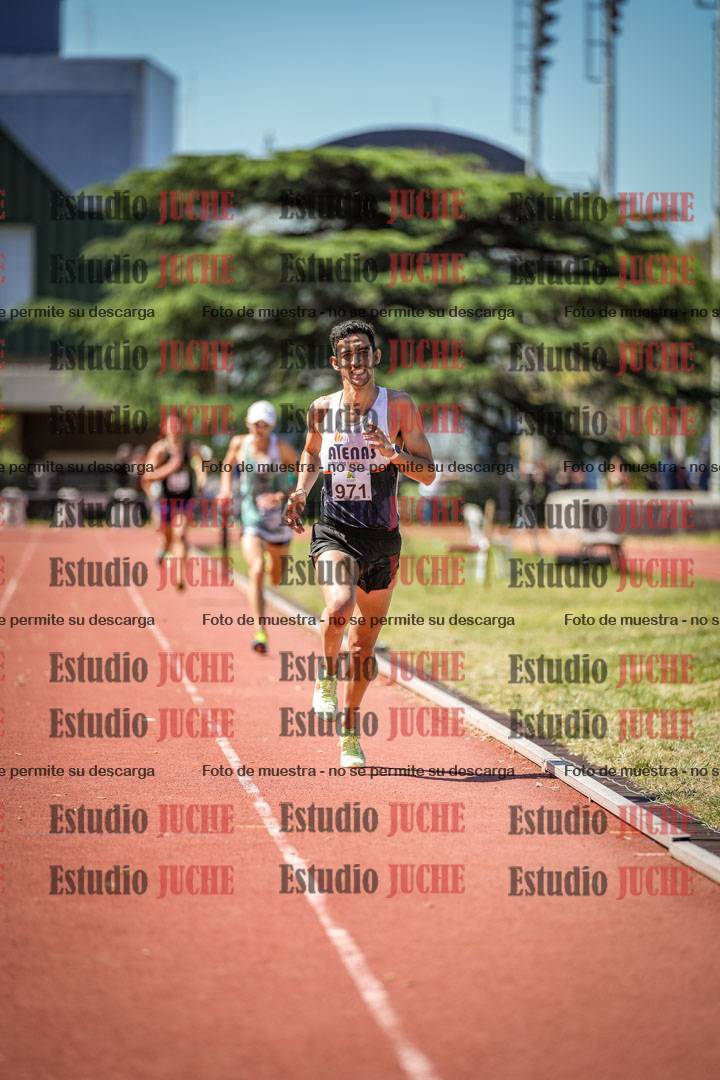 Fotos de los 3000 m con obstáculos de varones