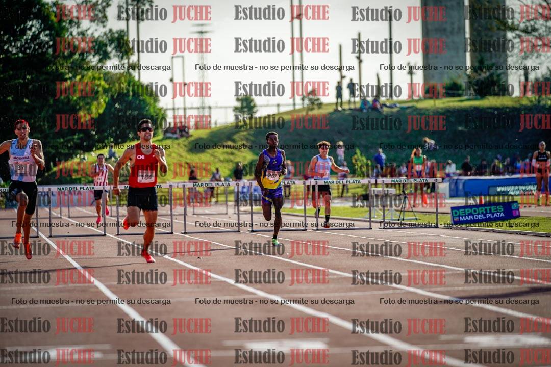 Fotos de los 400 m con vallas de varones