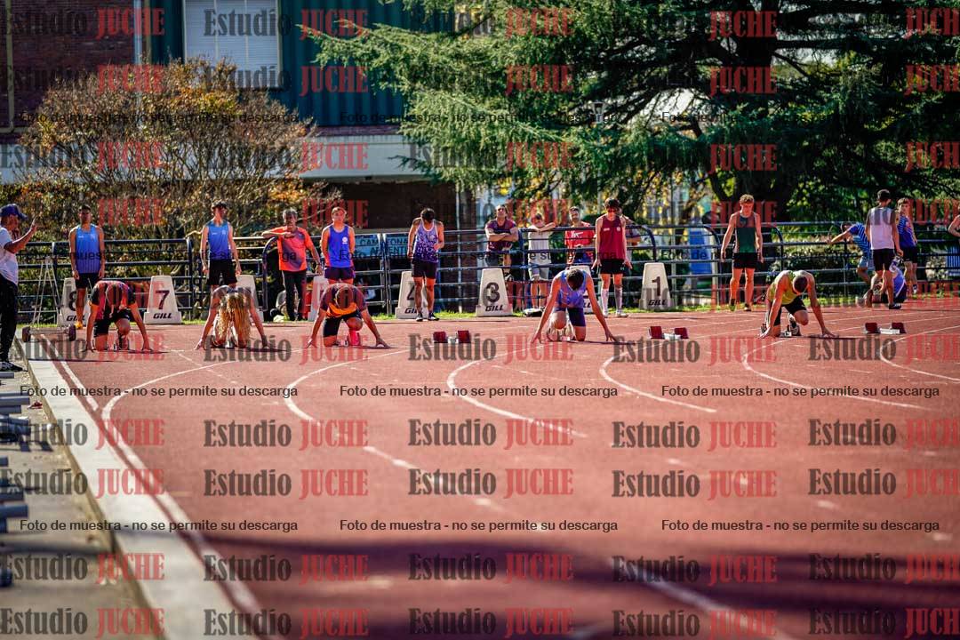 Fotos de los 100 m llanos de varones