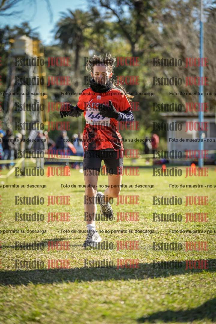 Fotos de la llegada del cross de 2000 m