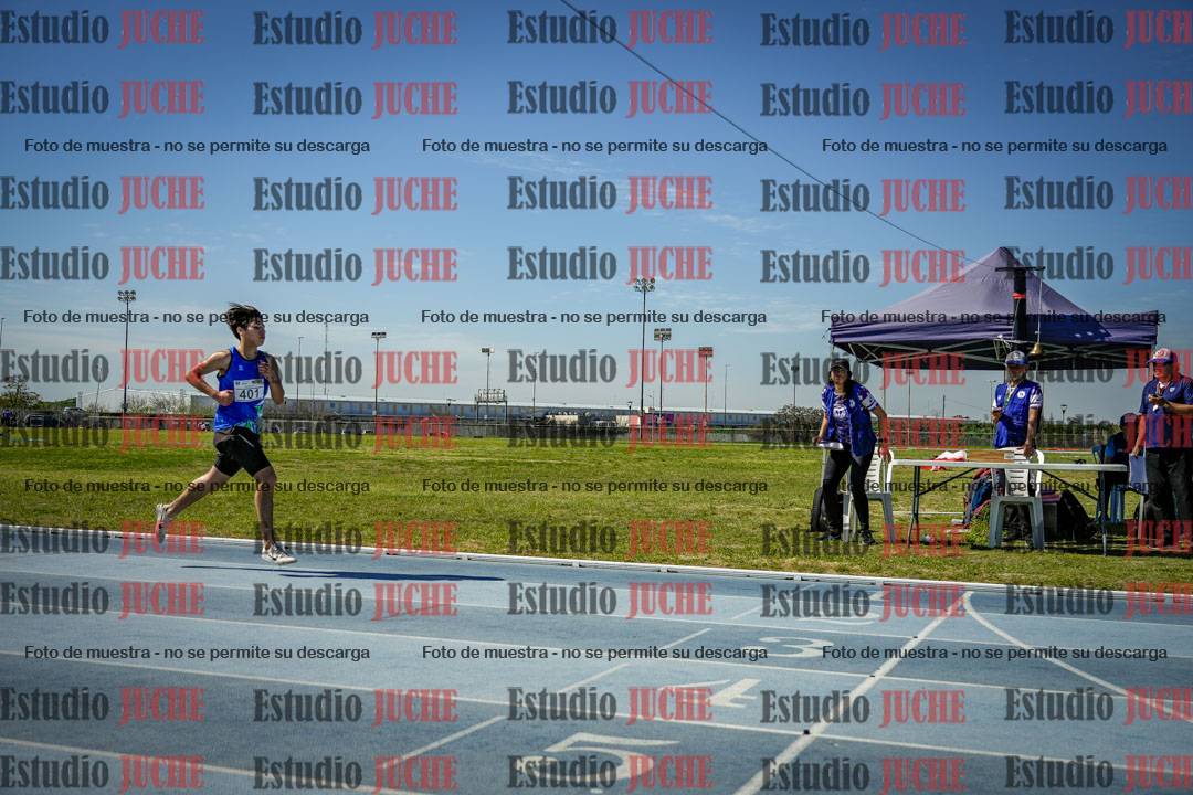 Fotos de los 2000 m con obstáculos de varones