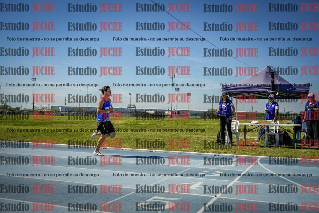 Fotos de los 2000 m con obstáculos de varones
