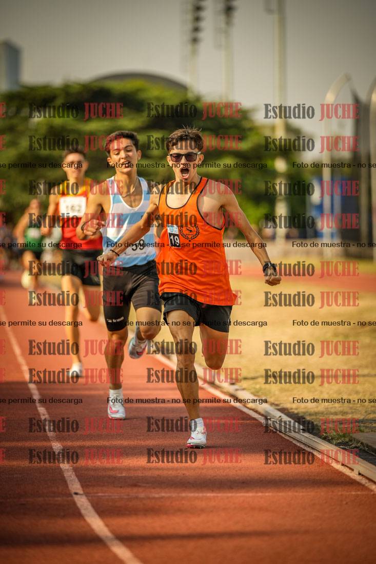 Fotos de los 1500 m llanos de varones