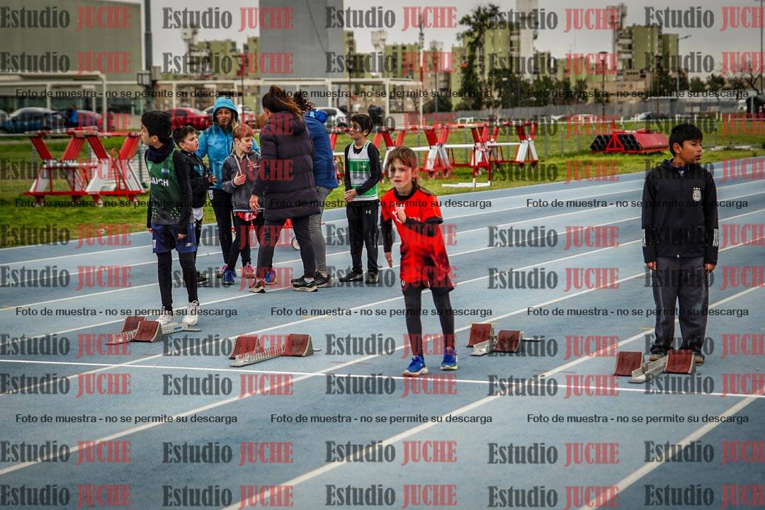 Fotos de los 50 m llanos de varones - U12