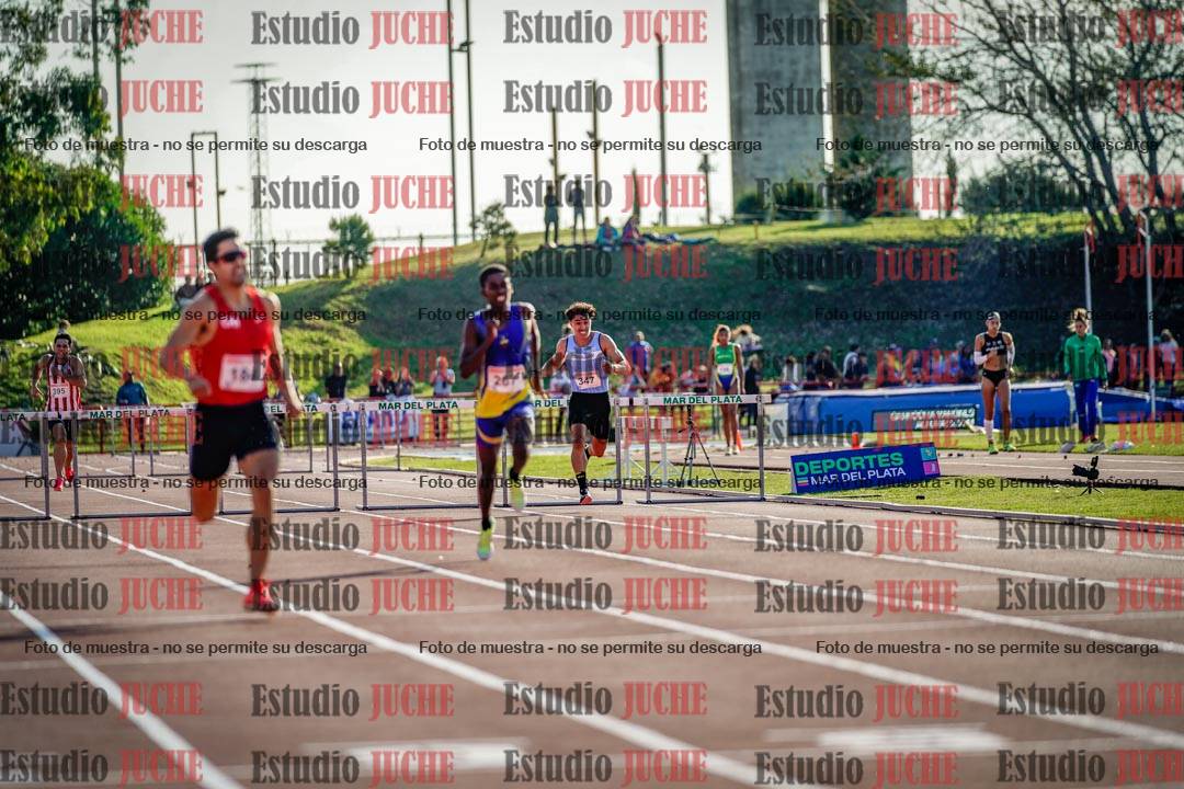 Fotos de los 400 m con vallas de varones