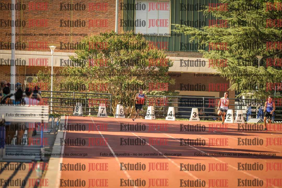 Fotos de los 200 m llanos de varones