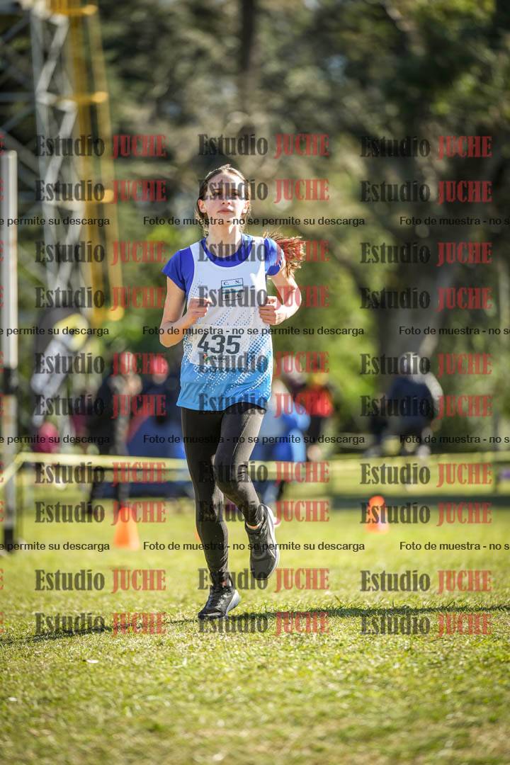 Fotos de la llegada del cross de 2000 m