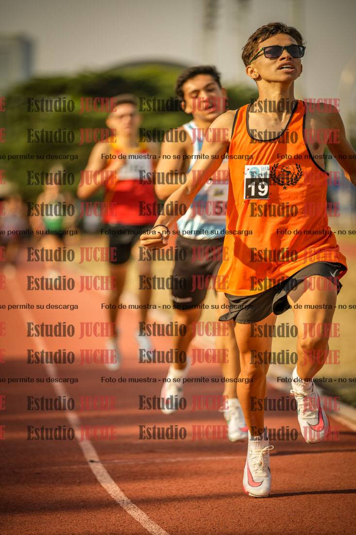 Fotos de los 1500 m llanos de varones