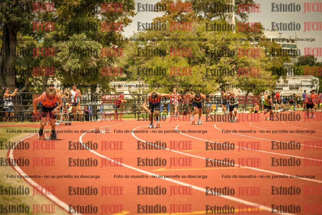 Fotos de los 200 m llanos de varones