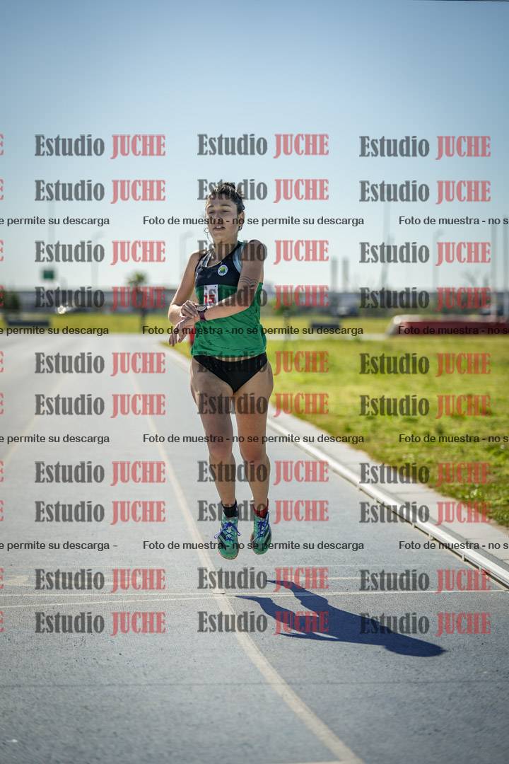 Fotos de los 5000 m llanos de mujeres y varones