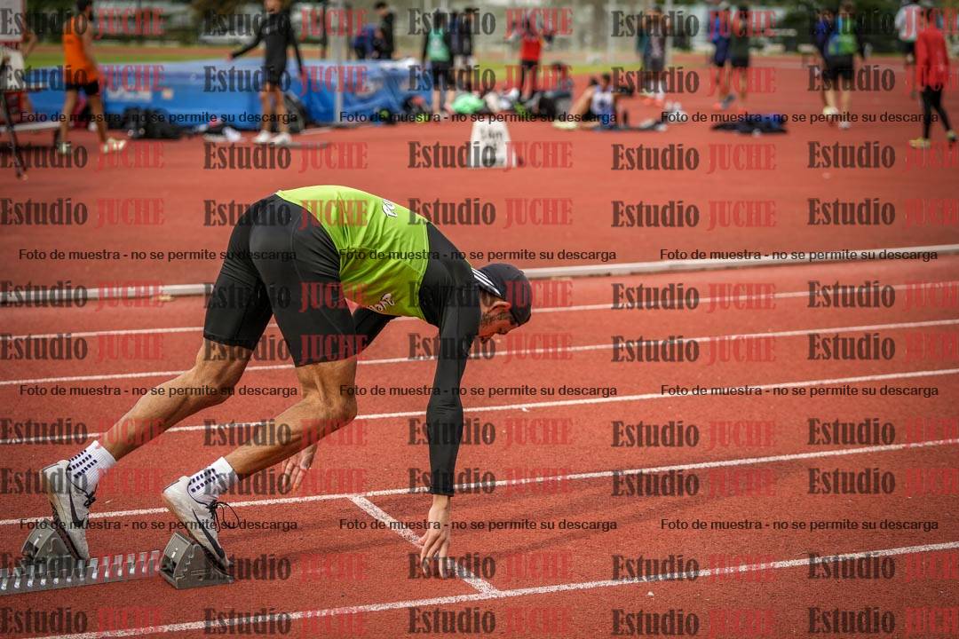 Fotos de los 400 m llanos de varones