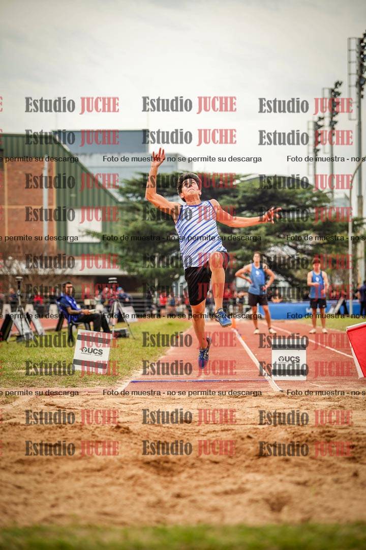 Fotos del salto en largo de varones - decatlón 2