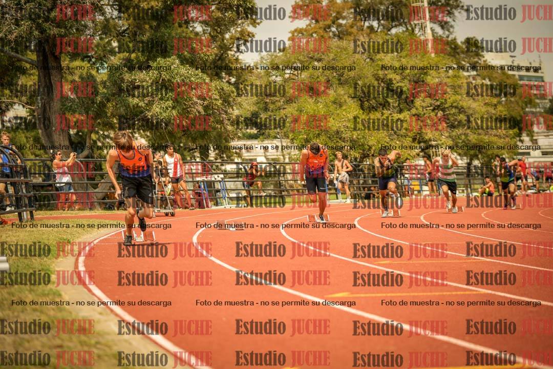 Fotos de los 200 m llanos de varones