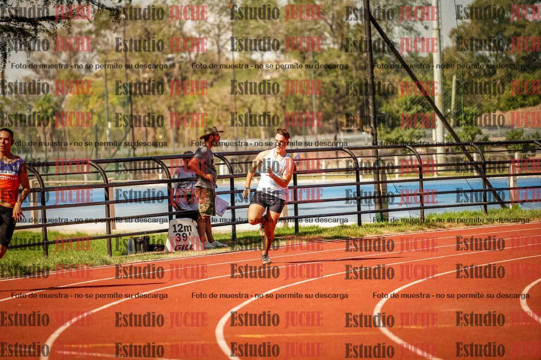 Fotos de los 200 m llanos de varones