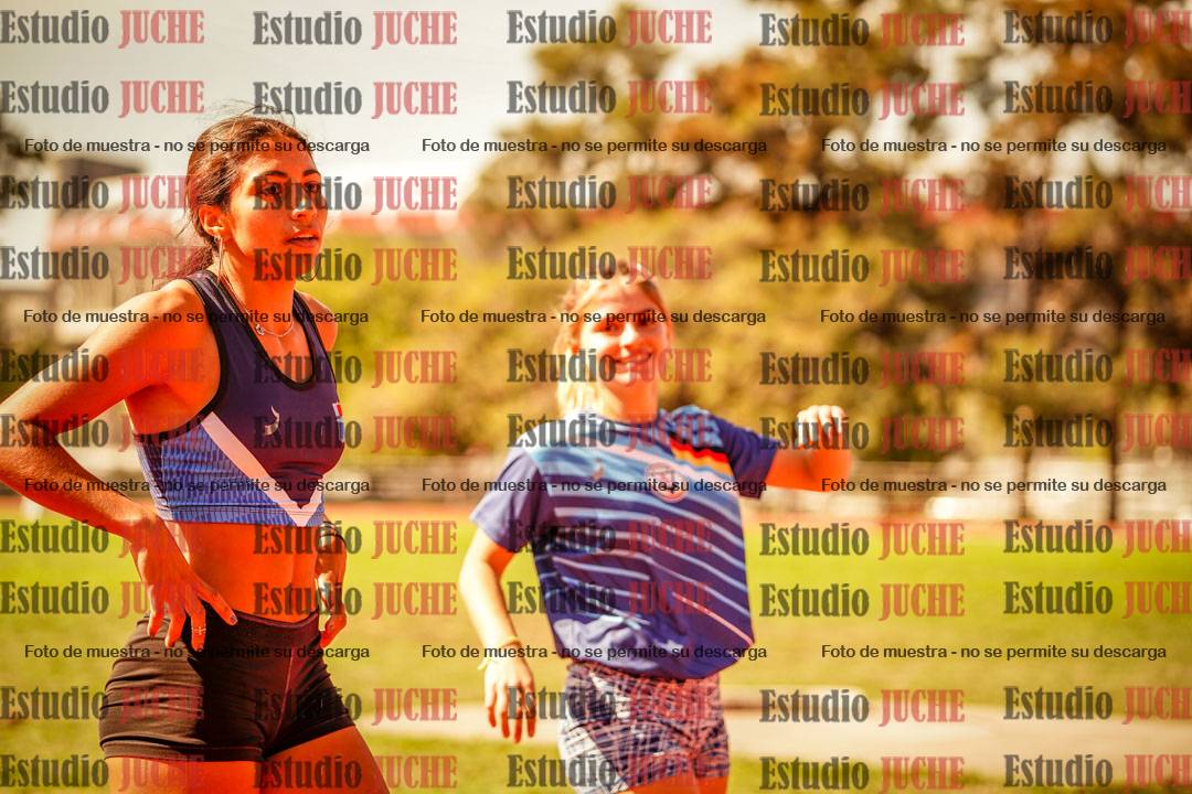 Fotos de los 200 m llanos de mujeres - combinadas 4