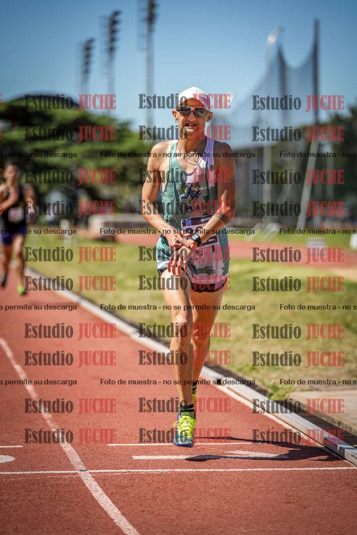 Fotos de los 3000 m con obstáculos de varones