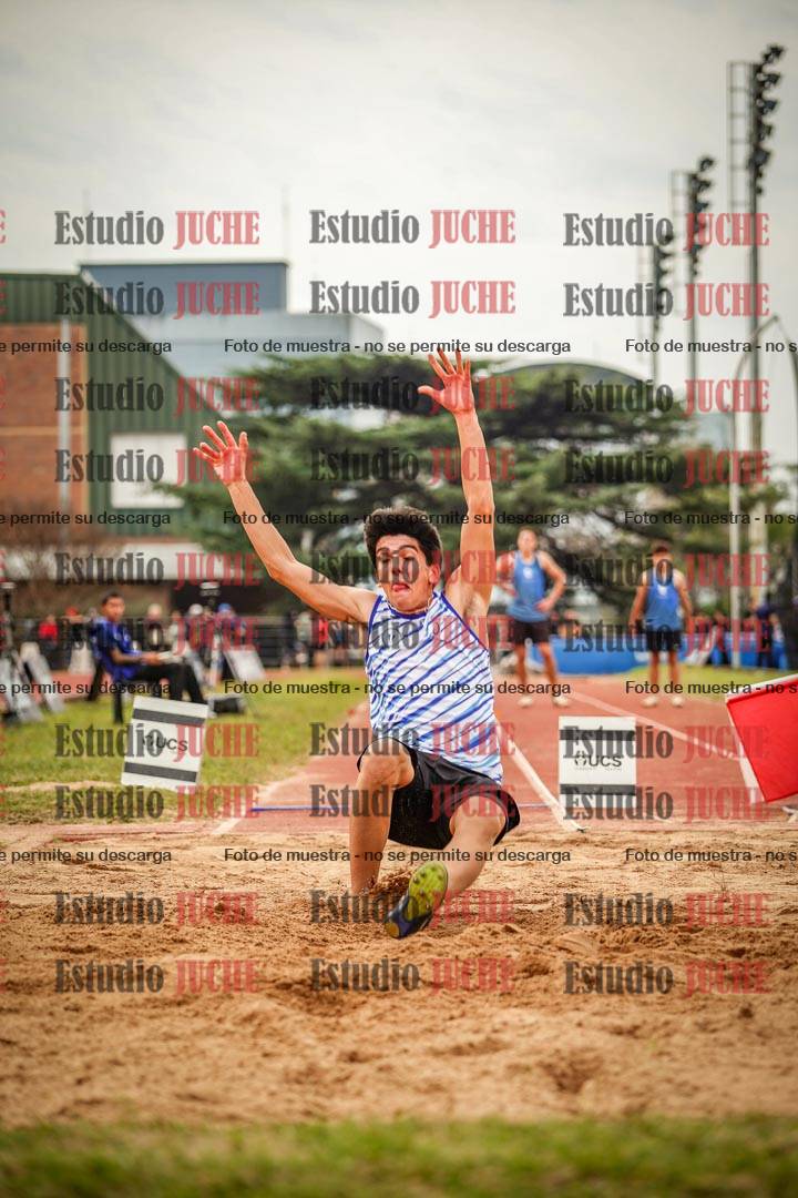 Fotos del salto en largo de varones - decatlón 2