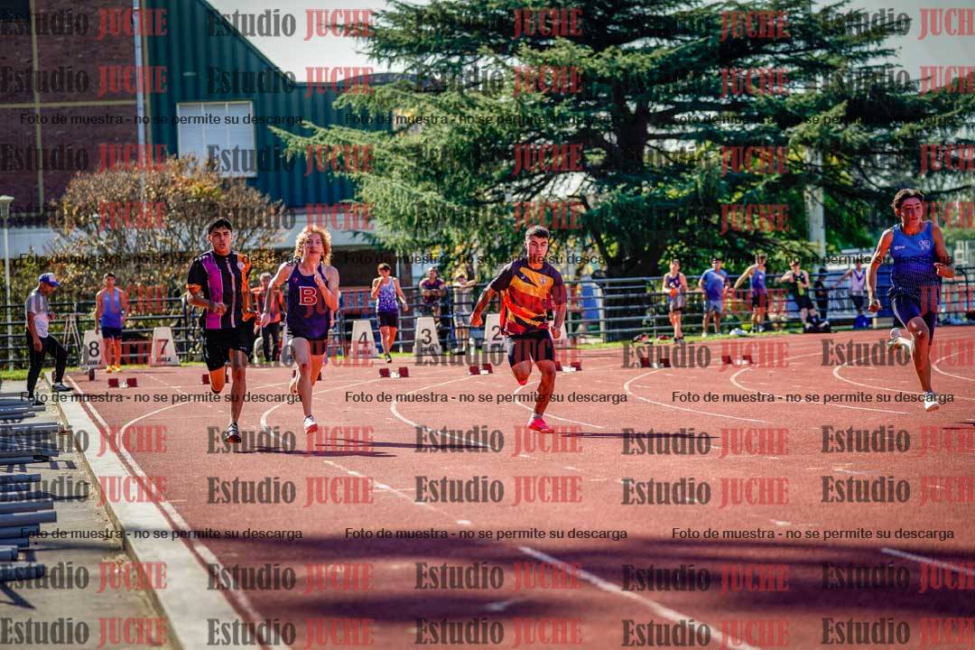 Fotos de los 100 m llanos de varones