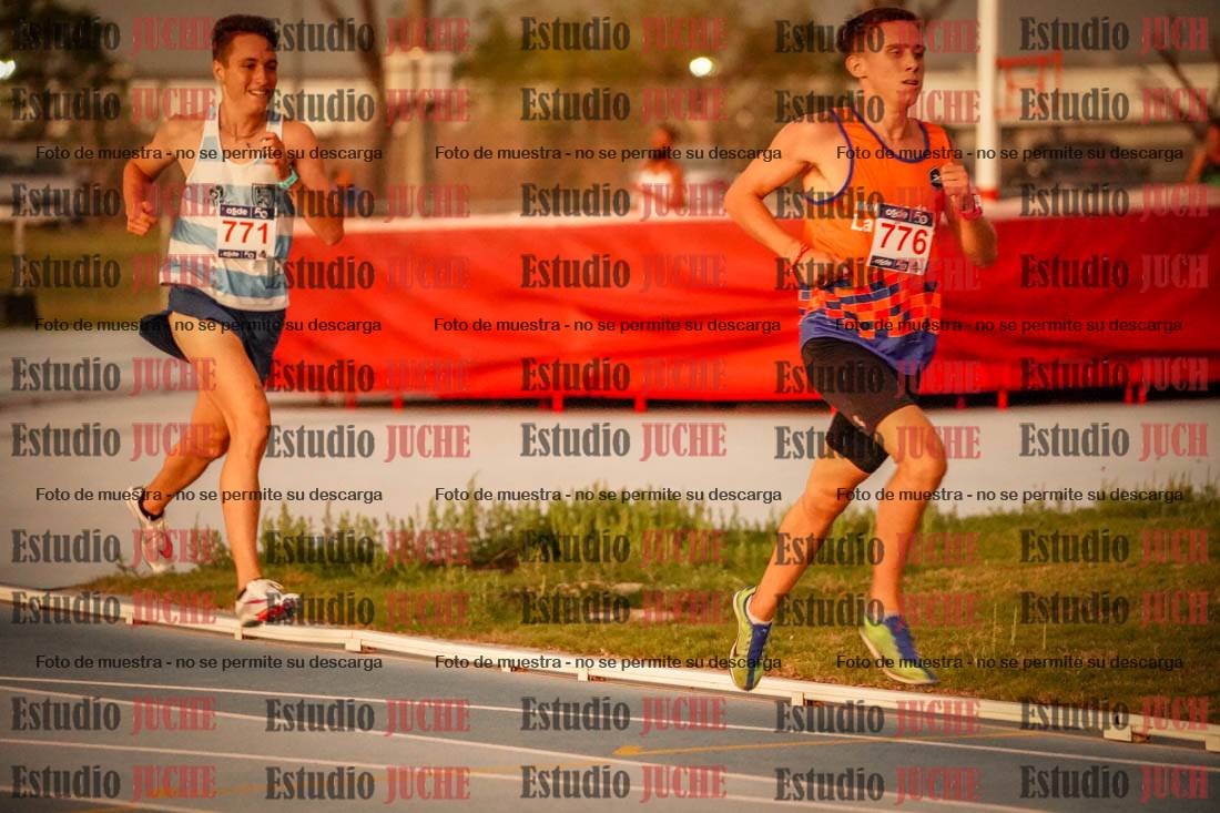Fotos de los 3000 m llanos de varones