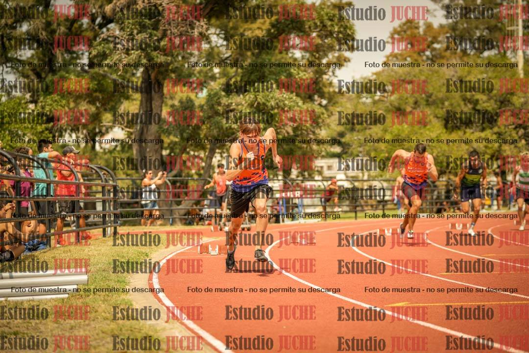 Fotos de los 200 m llanos de varones