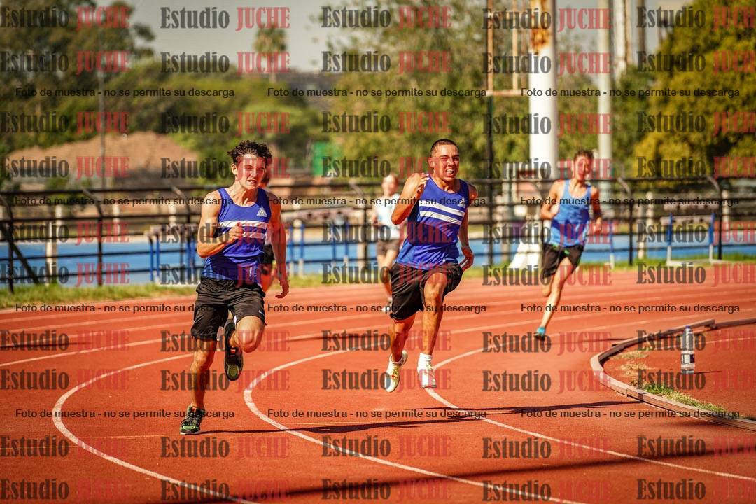 Fotos de los 200 m llanos de varones
