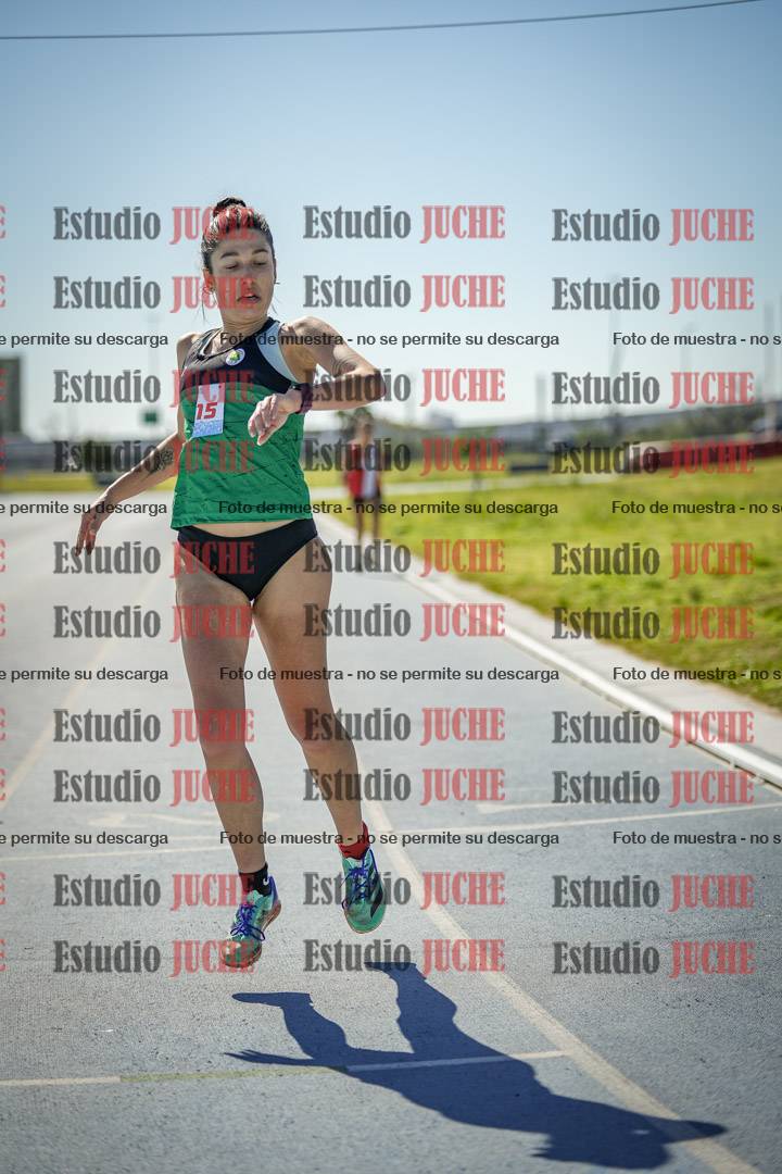 Fotos de los 5000 m llanos de mujeres y varones