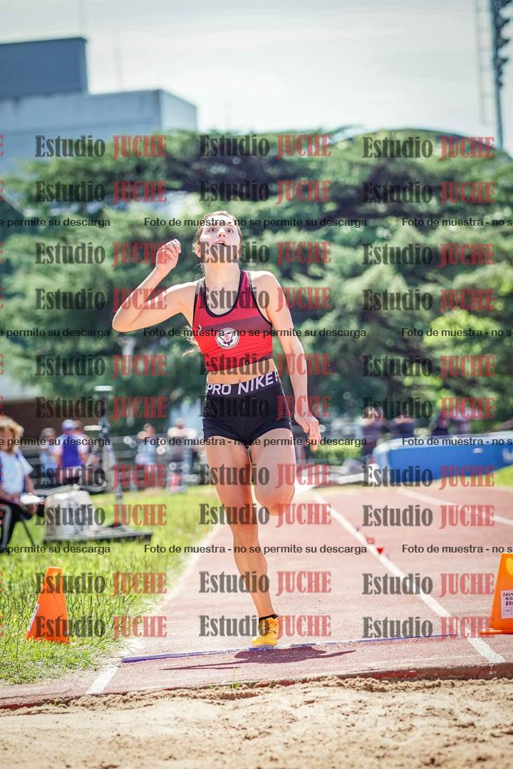 Fotos del salto en largo de mujeres