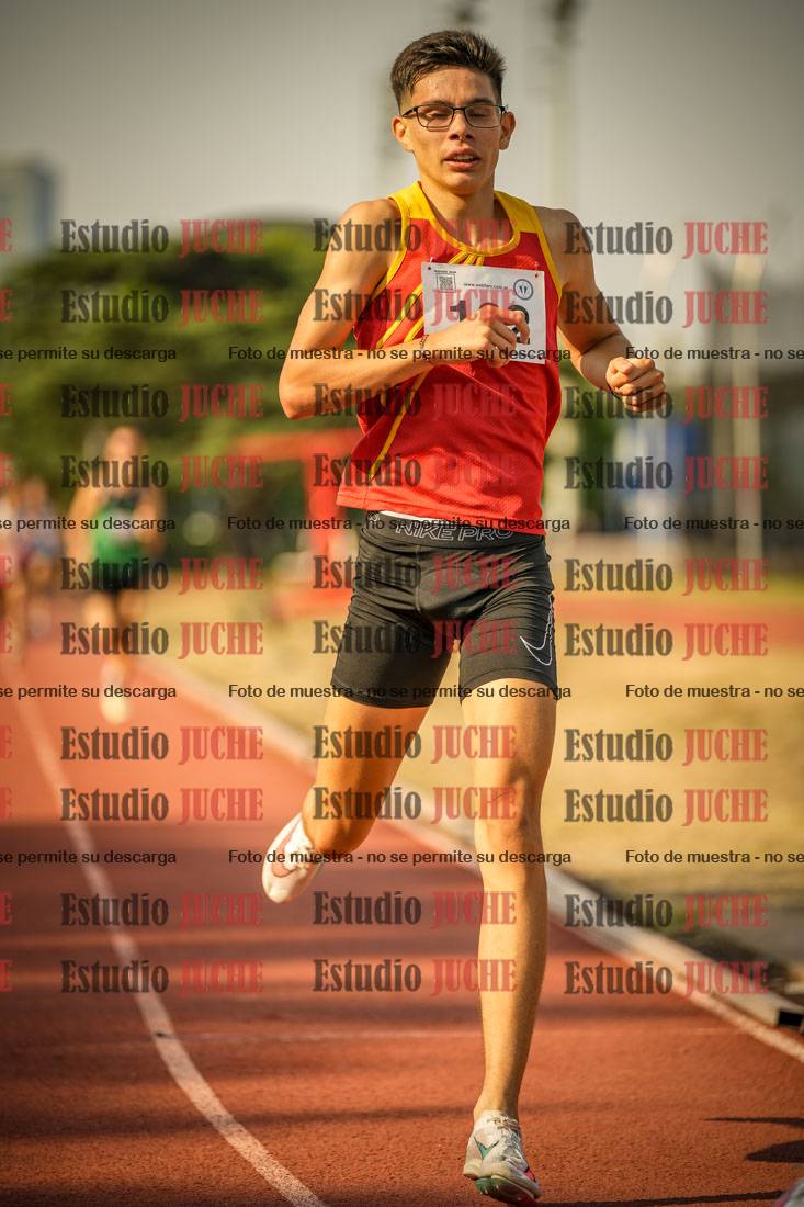 Fotos de los 1500 m llanos de varones