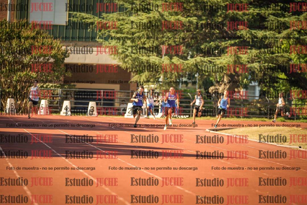 Fotos de los 200 m llanos de varones