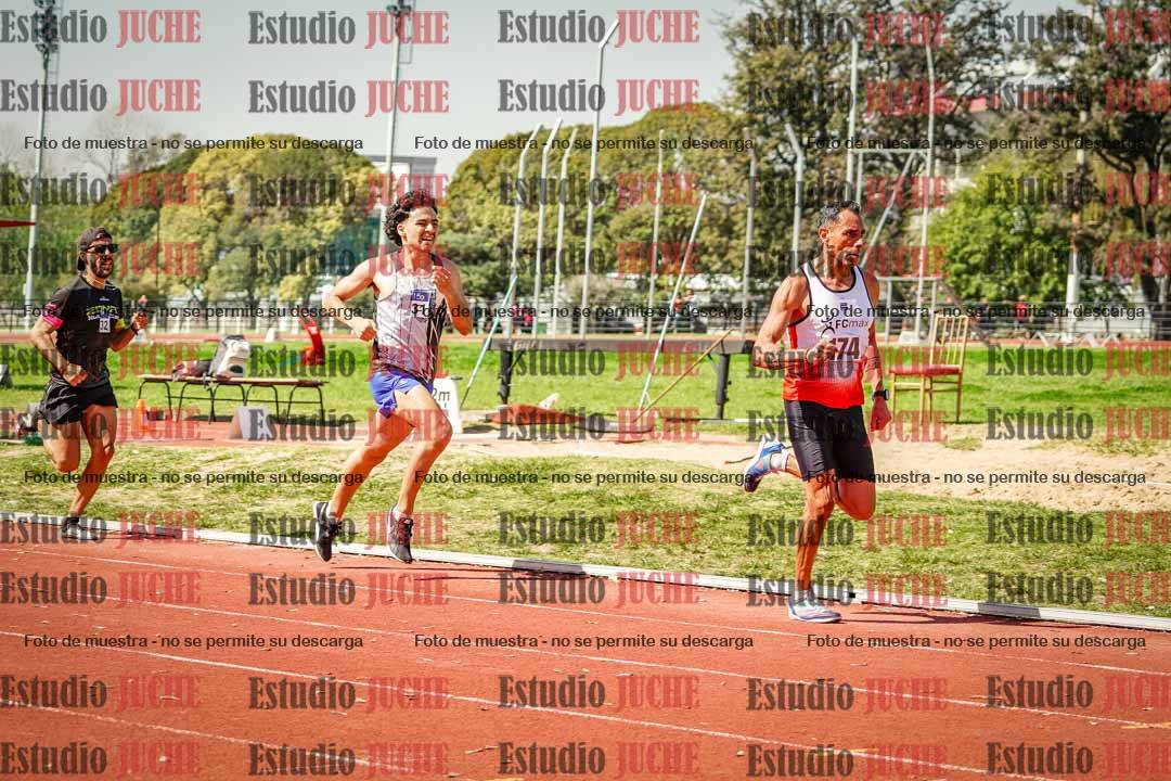 Fotos de los 1500 m llanos de varones