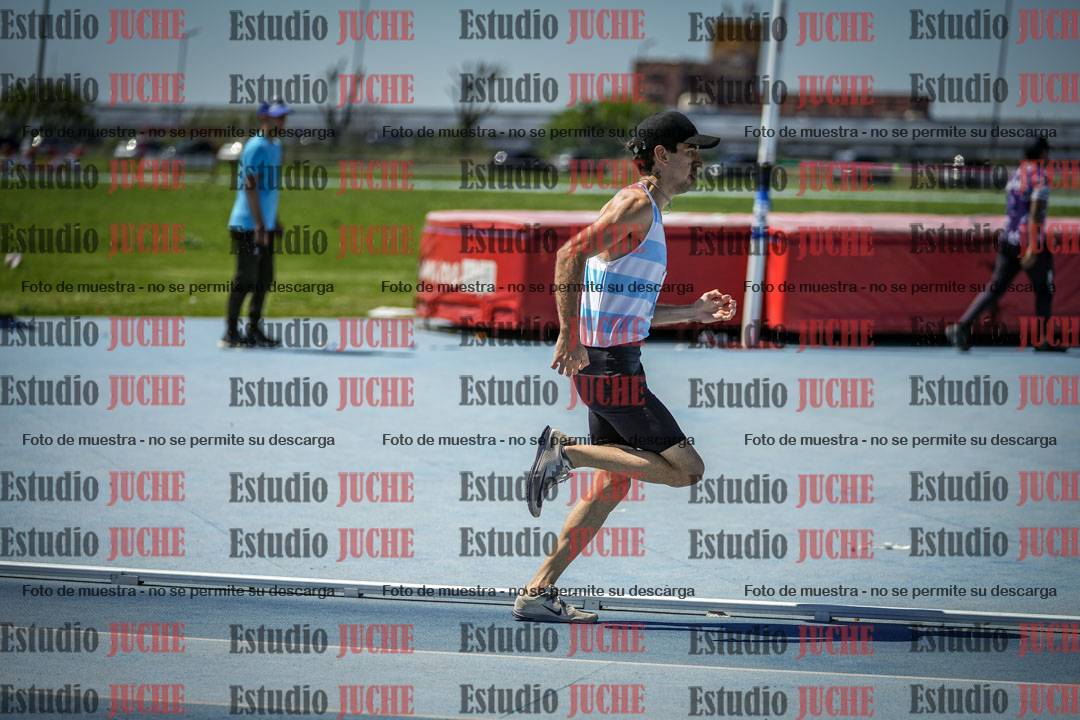 Fotos de los 800 m llanos de varones