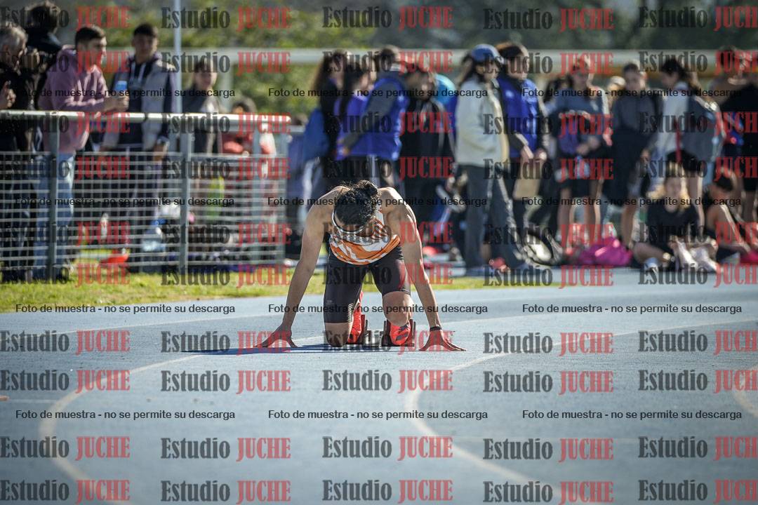 Fotos de los 400 m llanos de varones