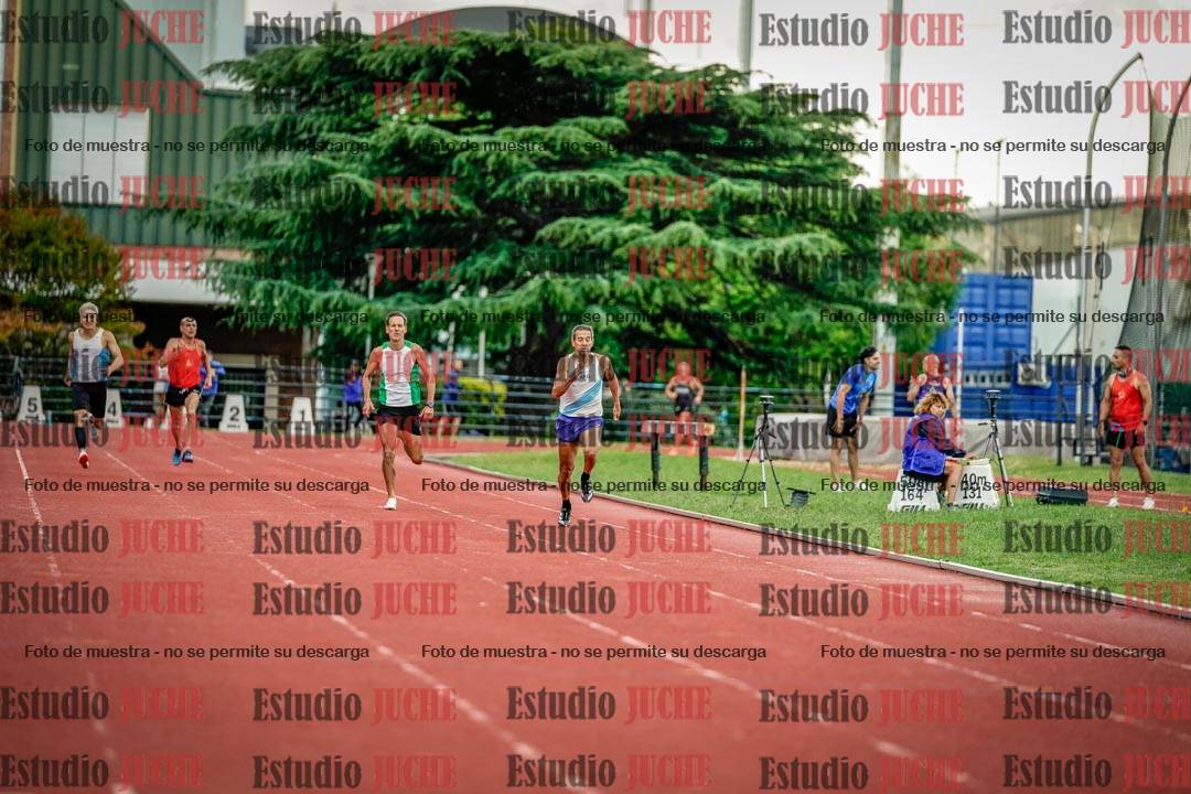Fotos de los 400 m llanos de varones