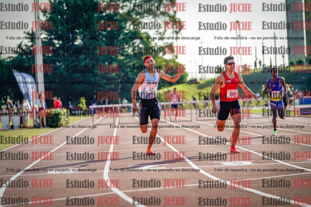 Fotos de los 400 m con vallas de varones