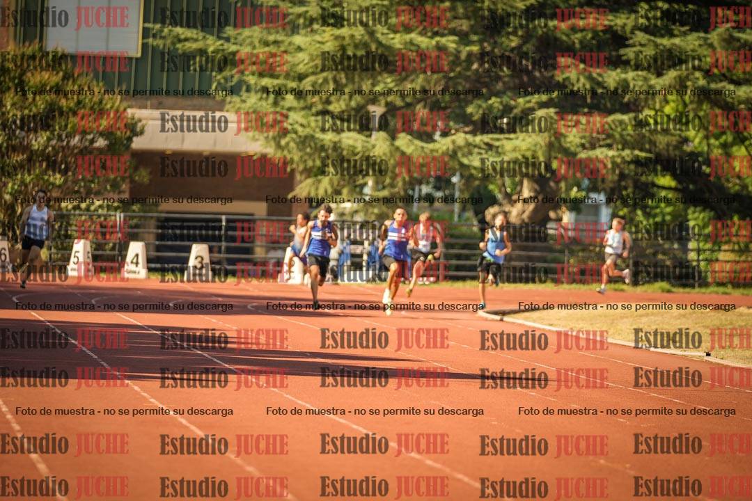 Fotos de los 200 m llanos de varones