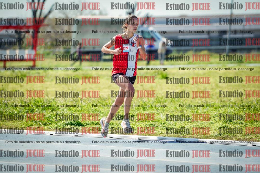 Fotos de los 5000 m llanos de mujeres y varones