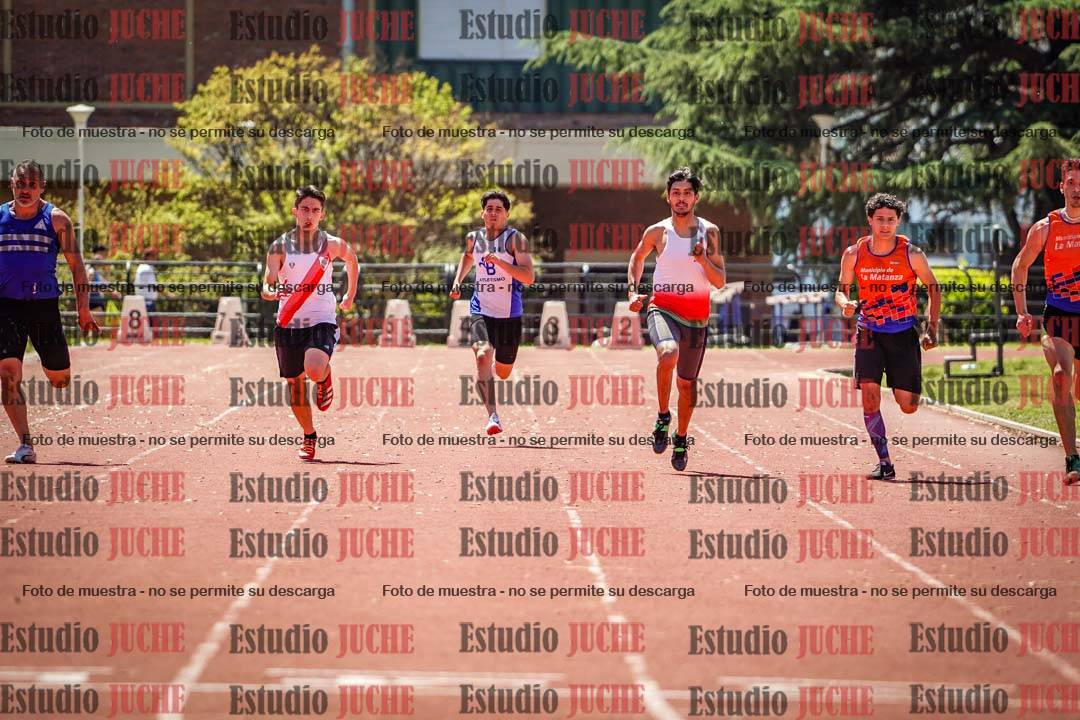 Fotos de los 200 m llanos de varones