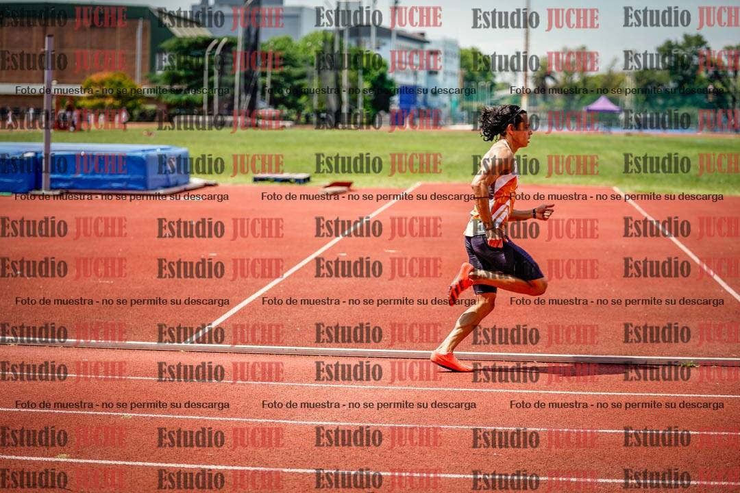 Fotos de los 400 m llanos de varones