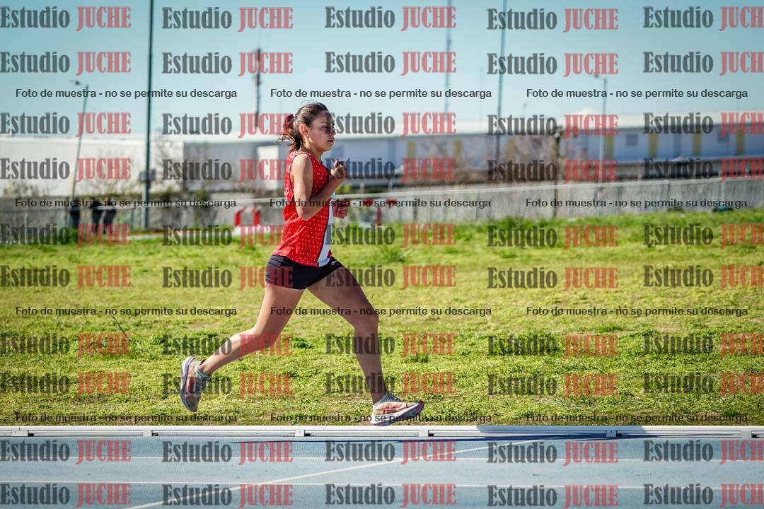 Fotos de los 5000 m llanos de mujeres y varones