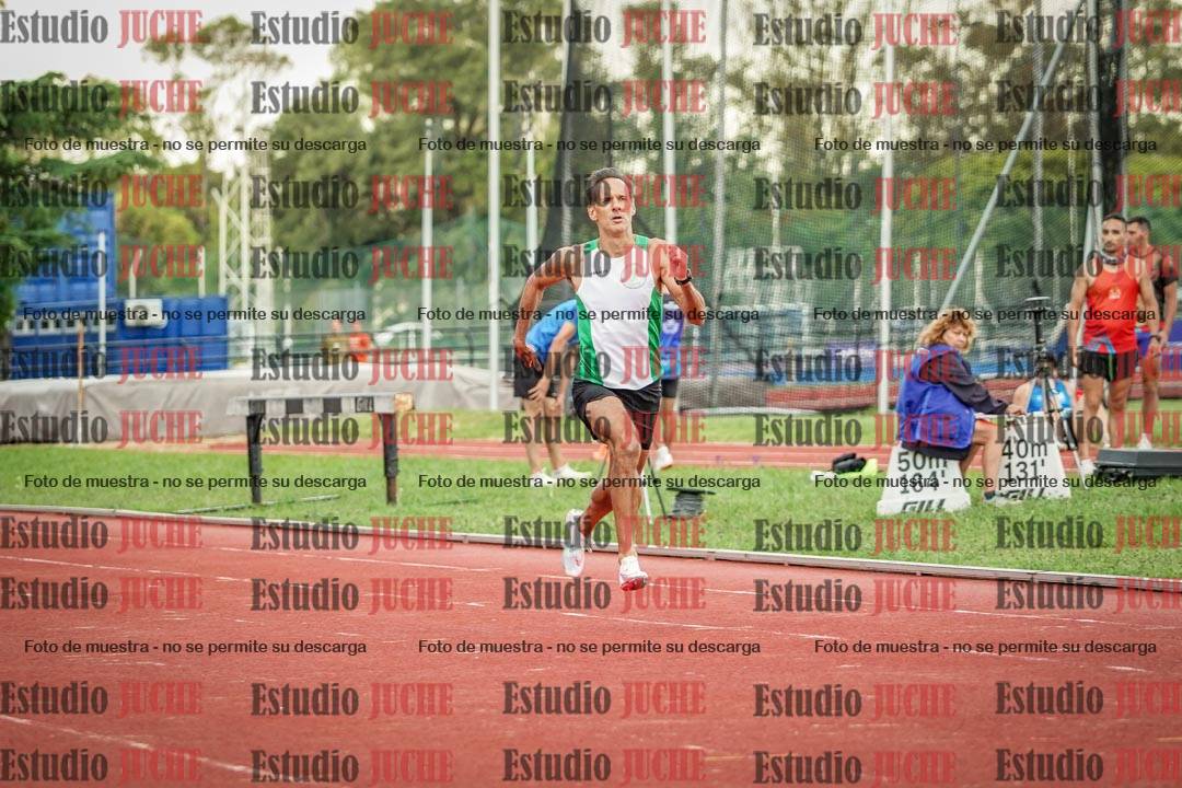 Fotos de los 400 m llanos de varones