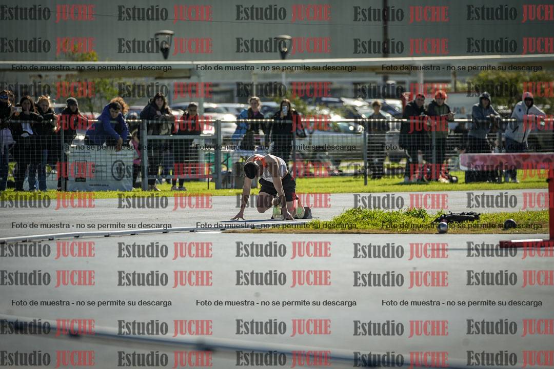 Fotos de los 400 m llanos de varones