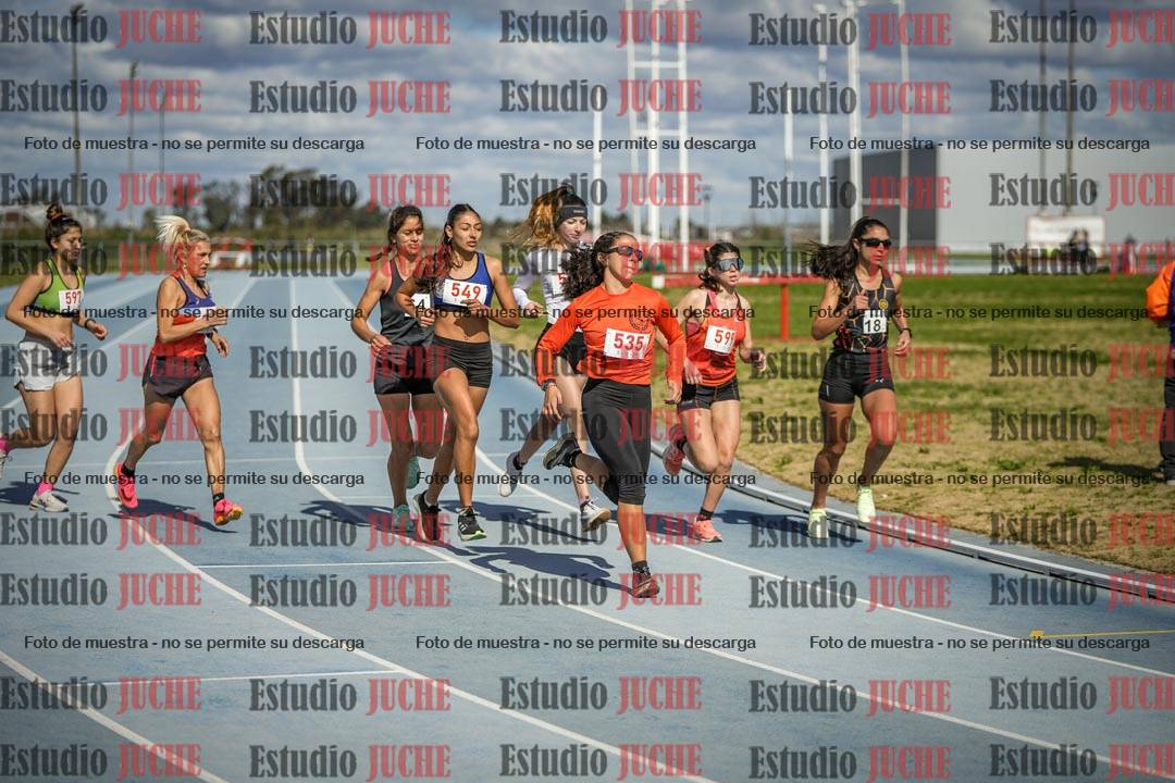 Fotos de los 5000 m llanos de mujeres