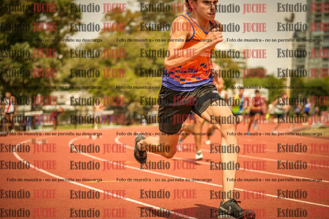 Fotos de los 200 m llanos de varones