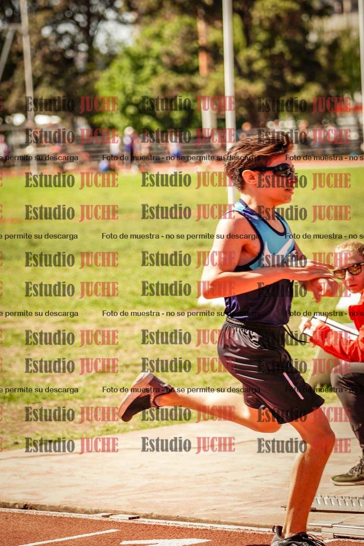 Fotos de los 600 m llanos de varones