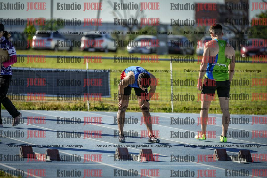 Fotos de los 100 m llanos de varones