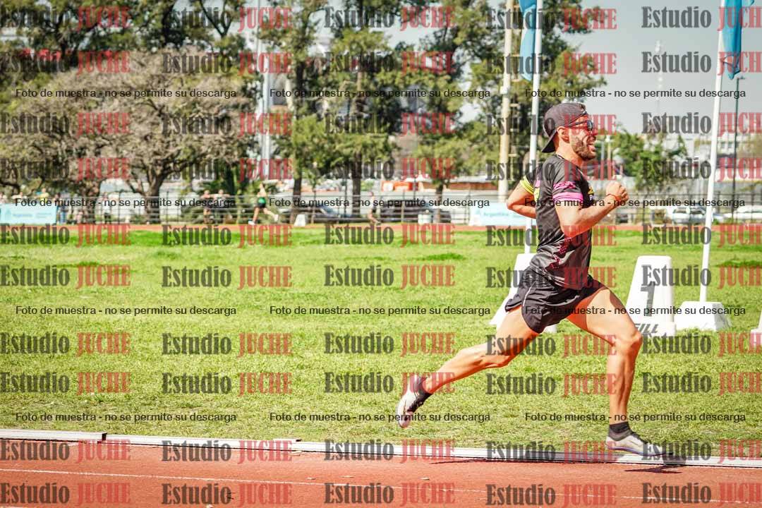 Fotos de los 1500 m llanos de varones