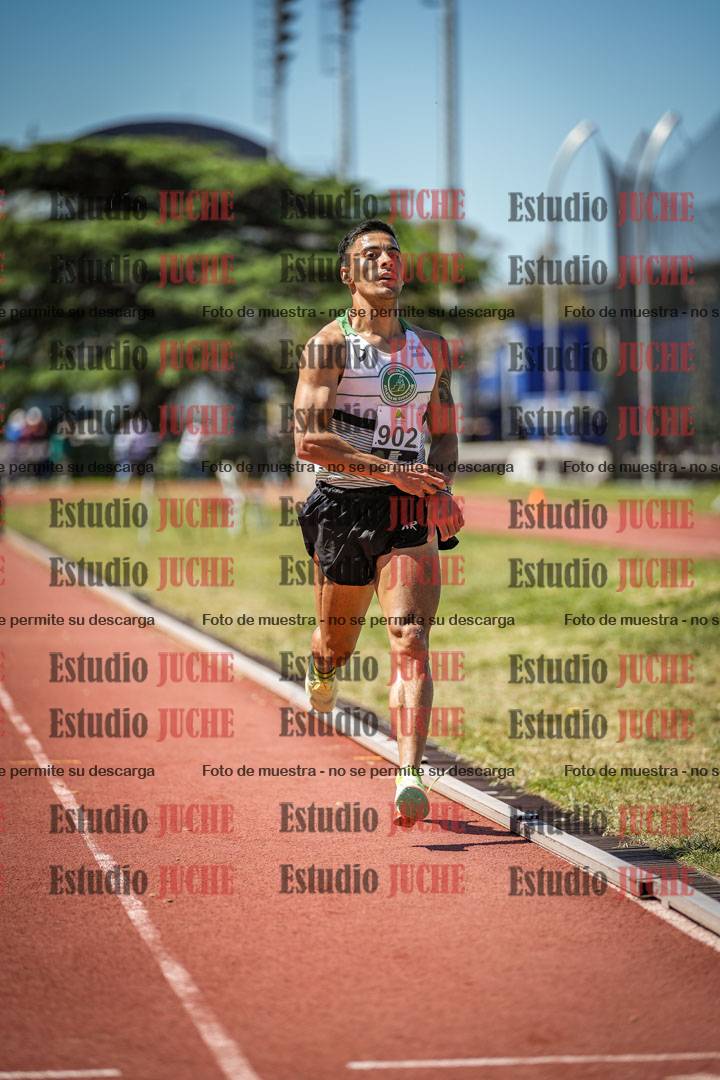 Fotos de los 3000 m con obstáculos de varones