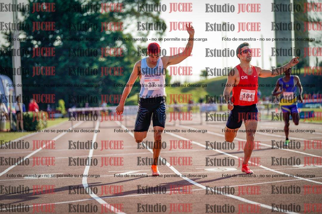 Fotos de los 400 m con vallas de varones