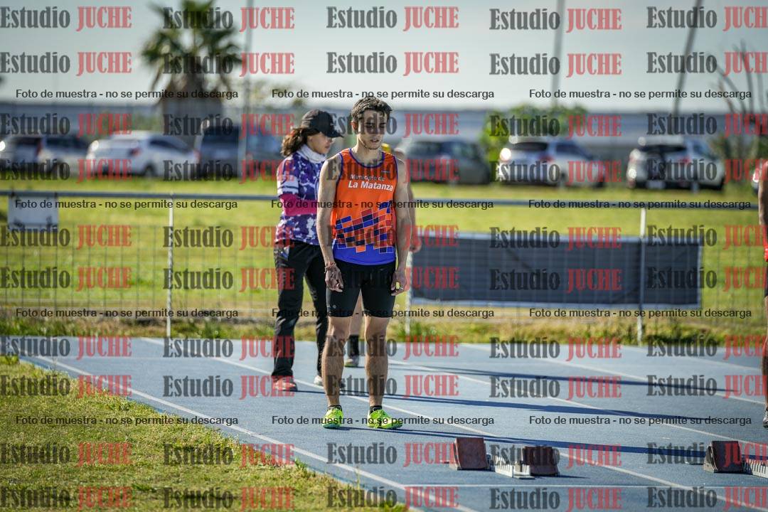 Fotos de los 100 m llanos de varones
